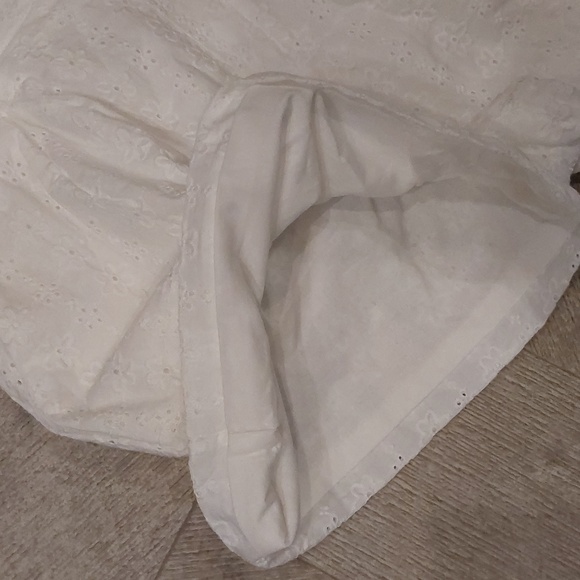 Altar'd State White Cotton Eyelet Pleated Womens Shorts Size L - Picture 6 of 10